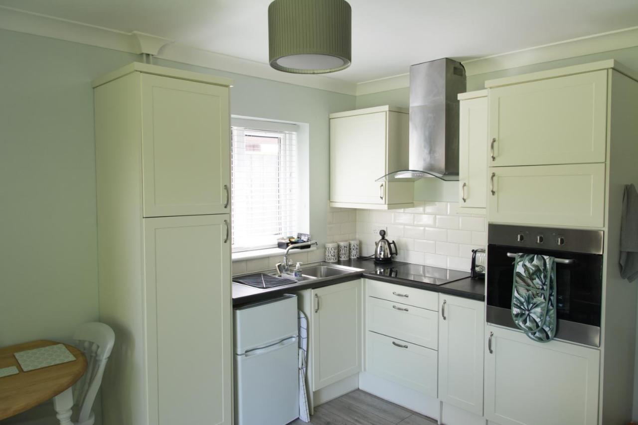 Luxury Self Catering With Cosy Cabin & Sauna In Colchester Kültér fotó